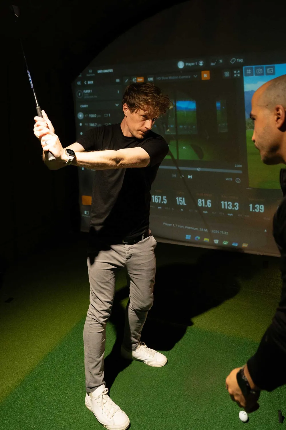 A beginner golf lesson at Grip Golf Deptford Park